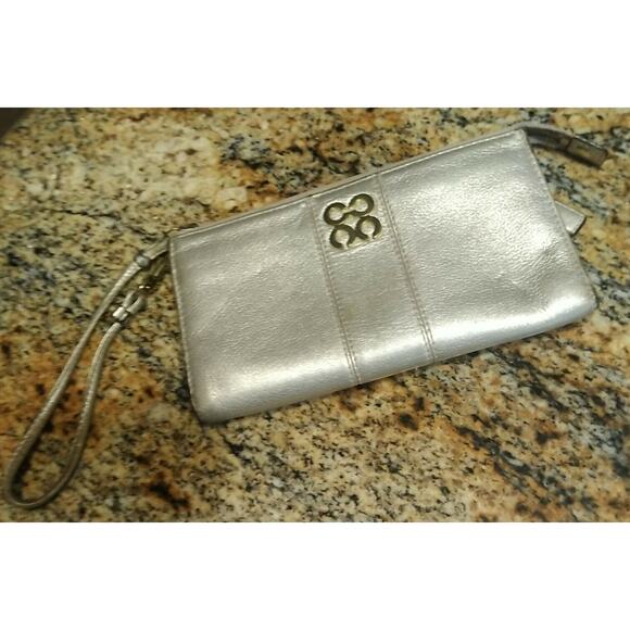 COACH HOLIDAY POPPY SILVER GOLD LMTD LEATHER Wristlet GUC Sm RETIRED - Picture 1 of 12